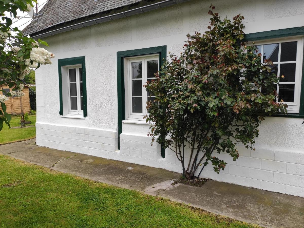 Le Petit Gite De La Roseraie Quiberville Exteriör bild